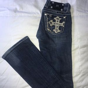 Distressed MISS ME Jeans